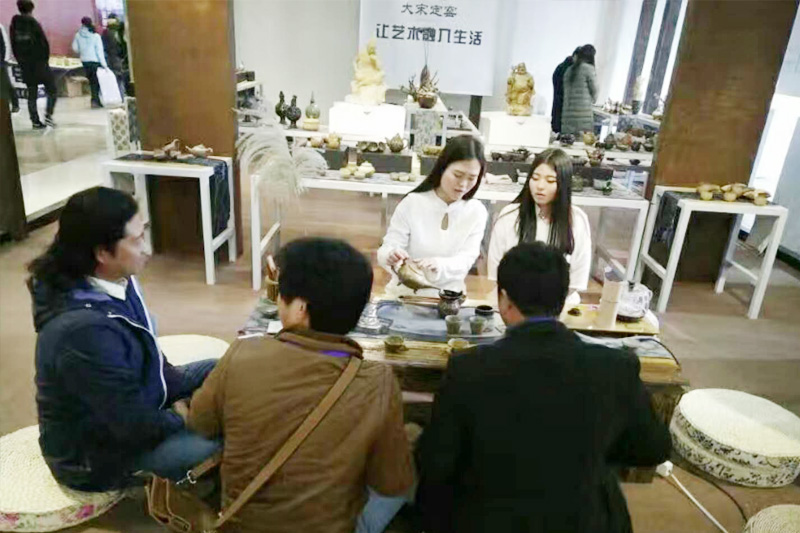 大宋定窯參加第五屆河北省特博會(huì)(圖1) 大宋定窯參加第五屆河北省特博會(huì)(圖1)