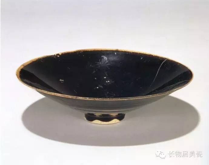 定窯瓷有幾種顏色？(圖9)