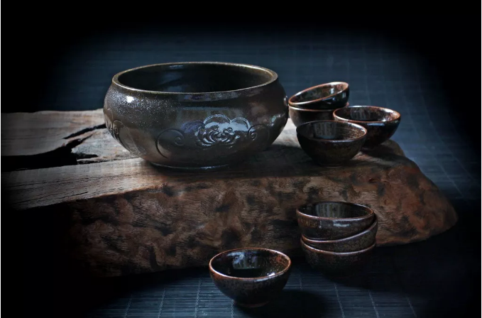 大茶碗：食罷一覺(jué)睡，起來(lái)兩碗茶。(圖2)