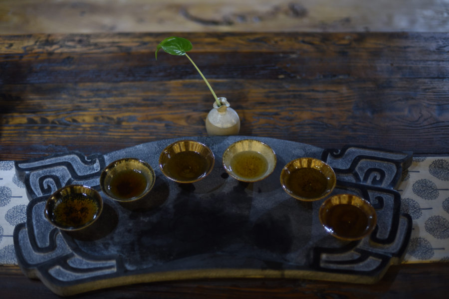 大宋定窯燒制的定瓷斗笠盞，非常適合“點茶”