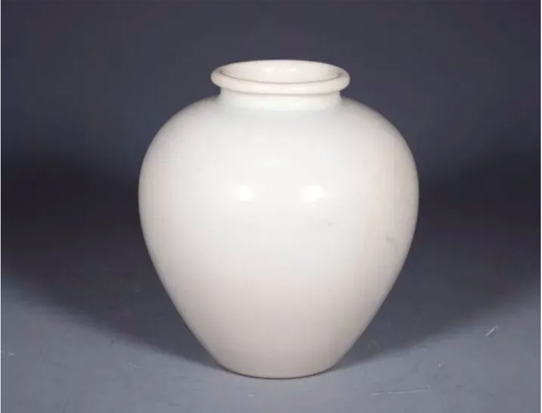 唐代邢窯白瓷盈字罐，真正做到了白如雪