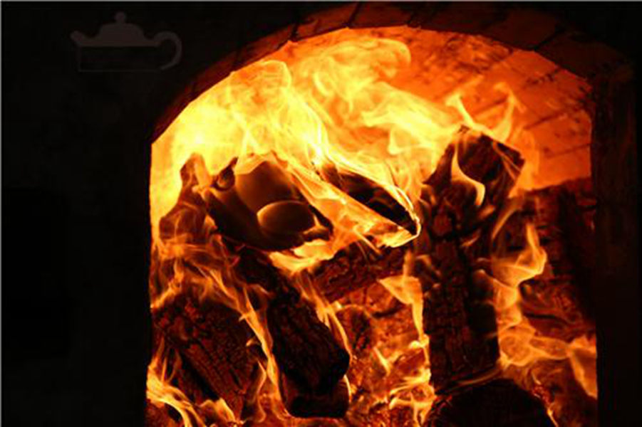 古代柴燒，目前正慢慢消失